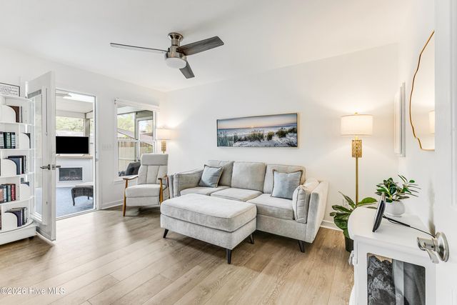 313 E Brown Street G, Southport, NC 28461