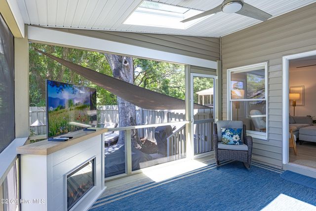 313 E Brown Street G, Southport, NC 28461