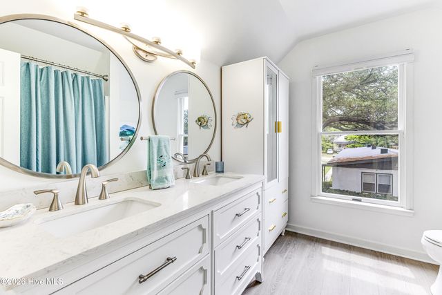 313 E Brown Street G, Southport, NC 28461