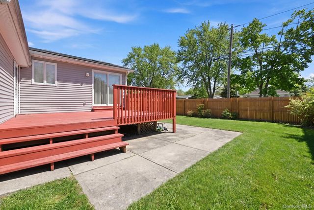 683 Broadway, Brentwood, NY 11717