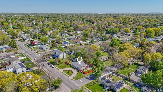 683 Broadway, Brentwood, NY 11717