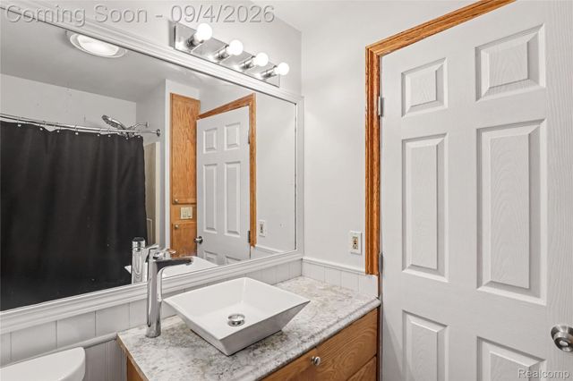3260 Wanamaker Road, Waterford Charter Township, MI 48328