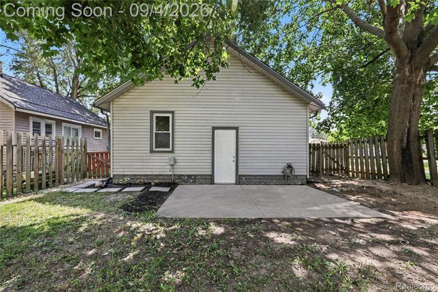 3260 Wanamaker Road, Waterford Charter Township, MI 48328