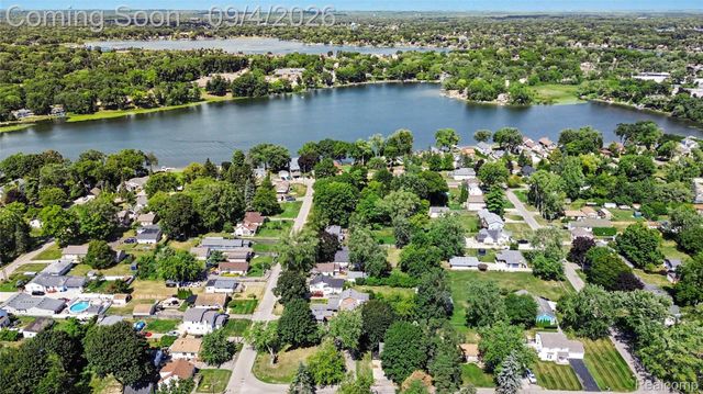 3260 Wanamaker Road, Waterford Charter Township, MI 48328