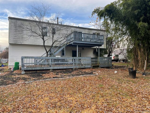 3 Cedar Avenue, Orangeburg, NY 10962