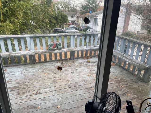 3 Cedar Avenue, Orangeburg, NY 10962