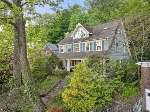 52 Warfield St, Montclair Twp., NJ 07043