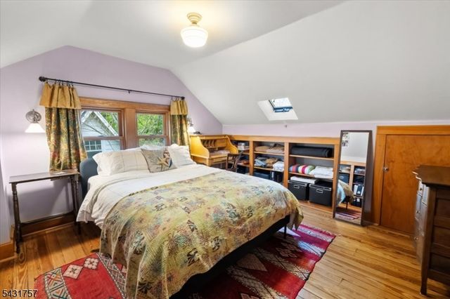 52 Warfield St, Montclair Twp., NJ 07043
