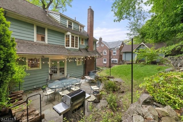 52 Warfield St, Montclair Twp., NJ 07043