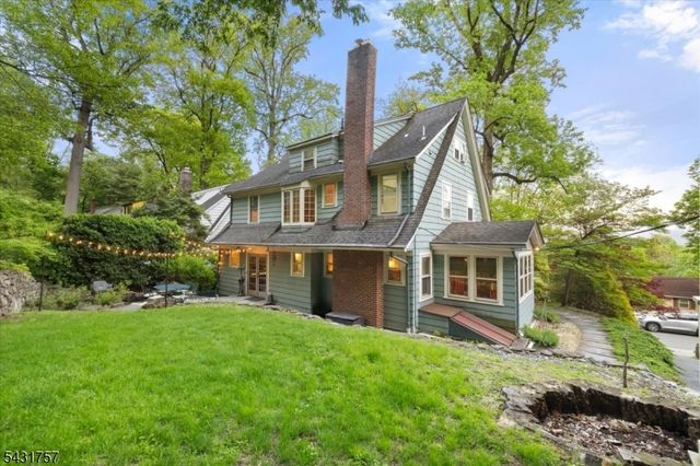 52 Warfield St, Montclair Twp., NJ 07043