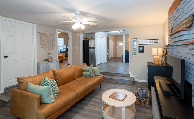 840 W Elm Street, Springfield, MO 65806