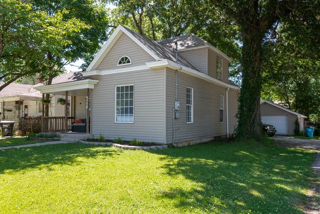 840 W Elm Street, Springfield, MO 65806