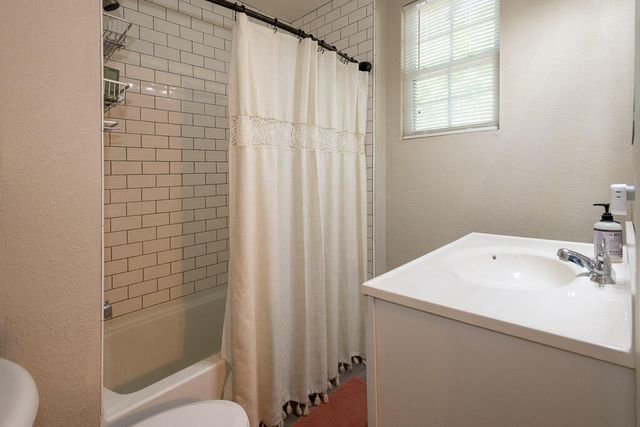 840 W Elm Street, Springfield, MO 65806