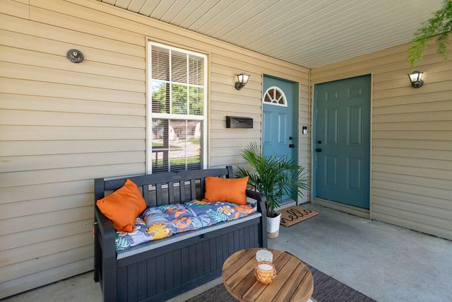 840 W Elm Street, Springfield, MO 65806