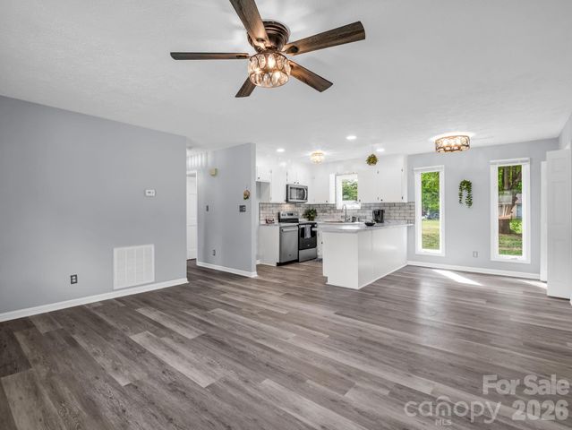 702 Billys Drive, Shelby, NC 28152