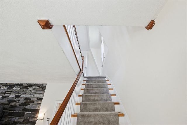 9 Commonwealth Ave, Dedham, MA 02026