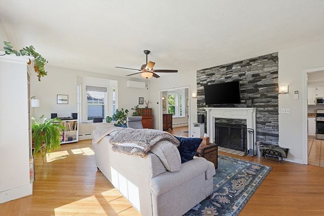 9 Commonwealth Ave, Dedham, MA 02026