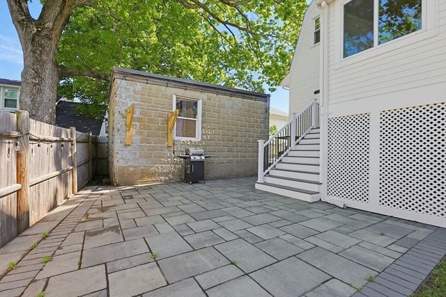 9 Commonwealth Ave, Dedham, MA 02026