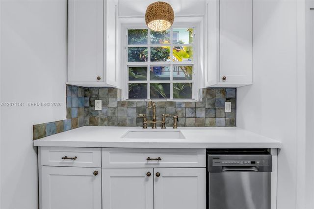 1605 Michigan Avenue 929, Miami Beach, FL 33139