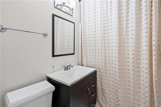 1104 Lexington Road, Pleasant Hill, MO 64080