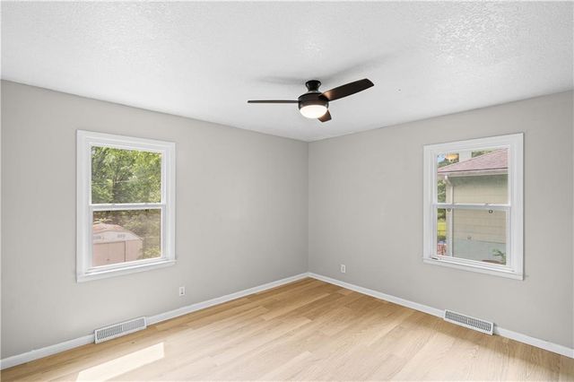 1104 Lexington Road, Pleasant Hill, MO 64080