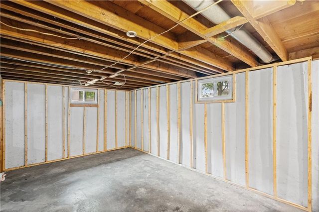 1104 Lexington Road, Pleasant Hill, MO 64080