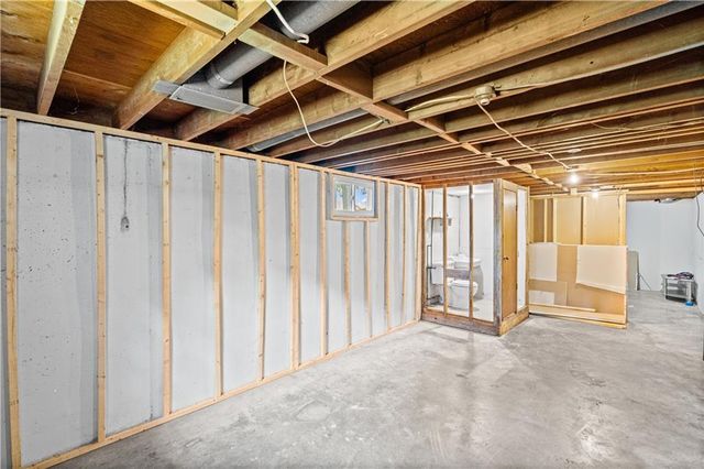 1104 Lexington Road, Pleasant Hill, MO 64080