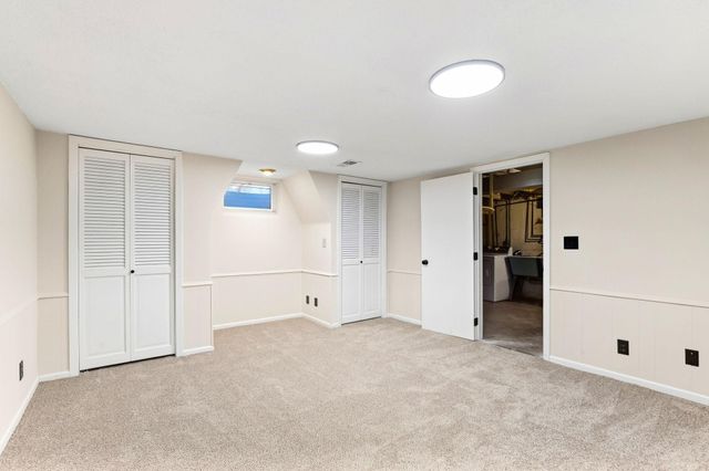 9330 Park Avenue S, Bloomington, MN 55420