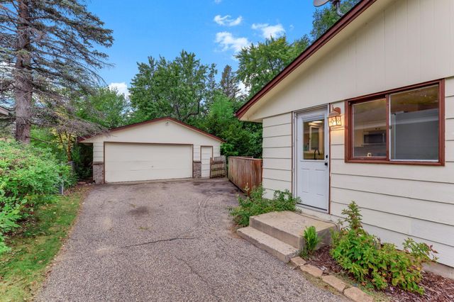 9330 Park Avenue S, Bloomington, MN 55420
