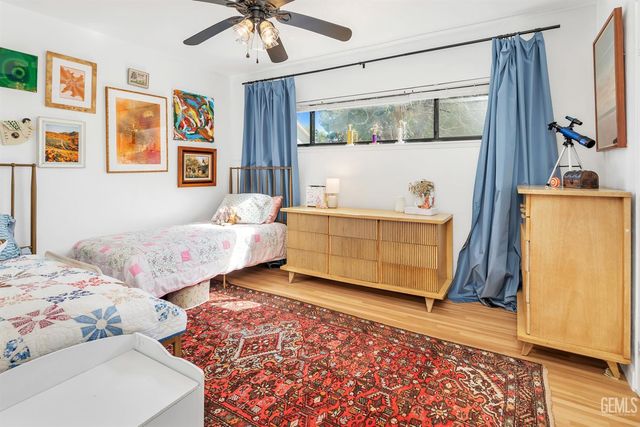 3003 Alta Vista Drive, Bakersfield, CA 93305