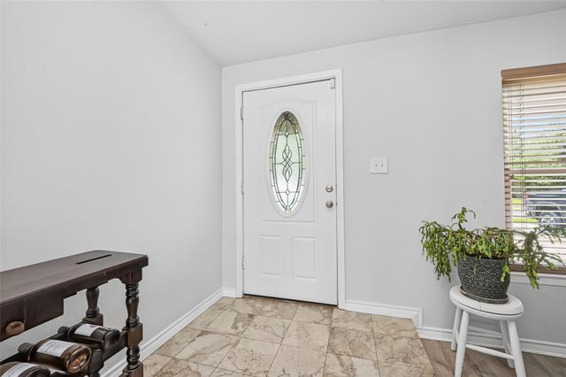 9218 Mcdade Street, Houston, TX 77080