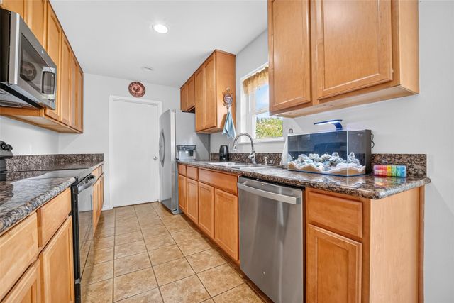 9218 Mcdade Street, Houston, TX 77080