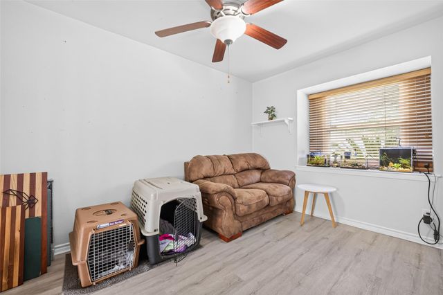 9218 Mcdade Street, Houston, TX 77080