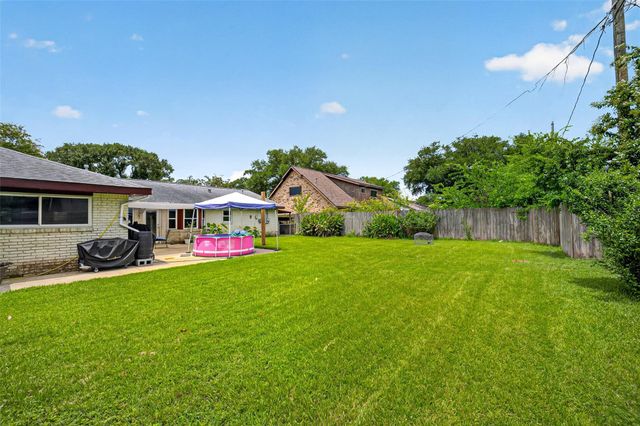 9218 Mcdade Street, Houston, TX 77080