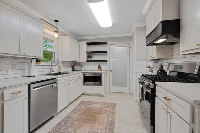 2522 Quail Ridge Drive, Denton, TX 76209