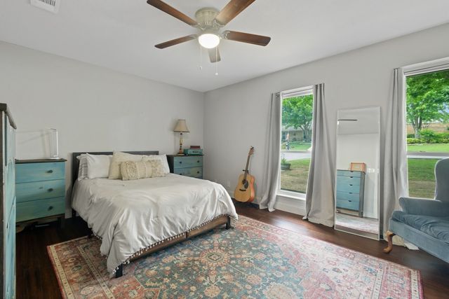 2522 Quail Ridge Drive, Denton, TX 76209