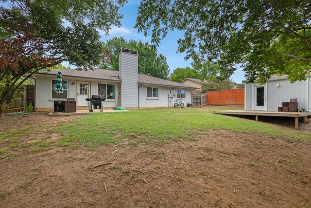 2522 Quail Ridge Drive, Denton, TX 76209