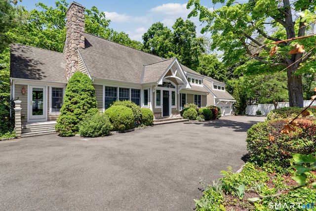 186 Compo Road South, Westport, CT 06880