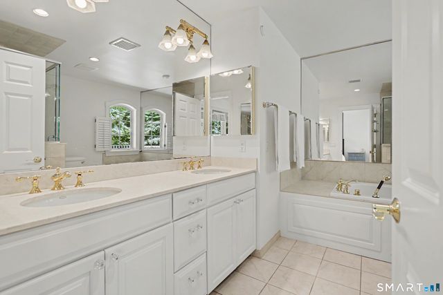 186 Compo Road South, Westport, CT 06880