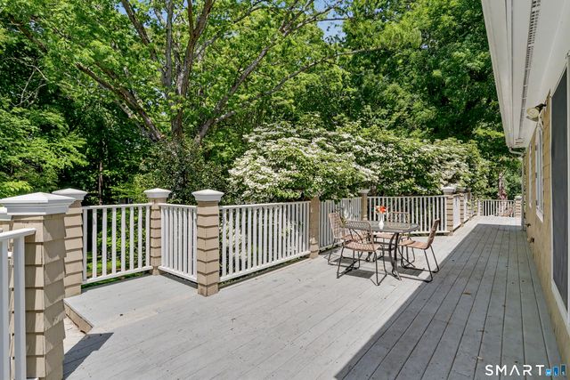 186 Compo Road South, Westport, CT 06880