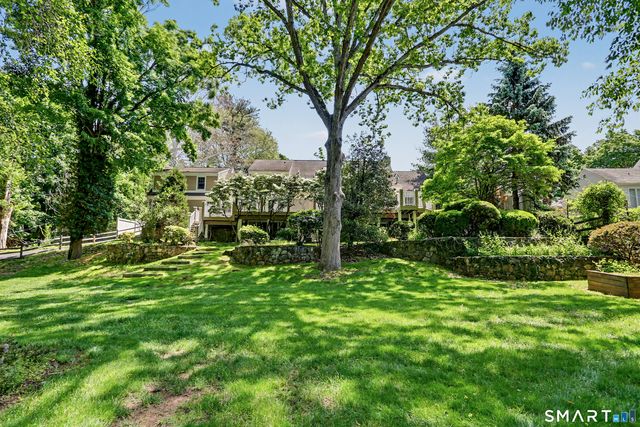 186 Compo Road South, Westport, CT 06880