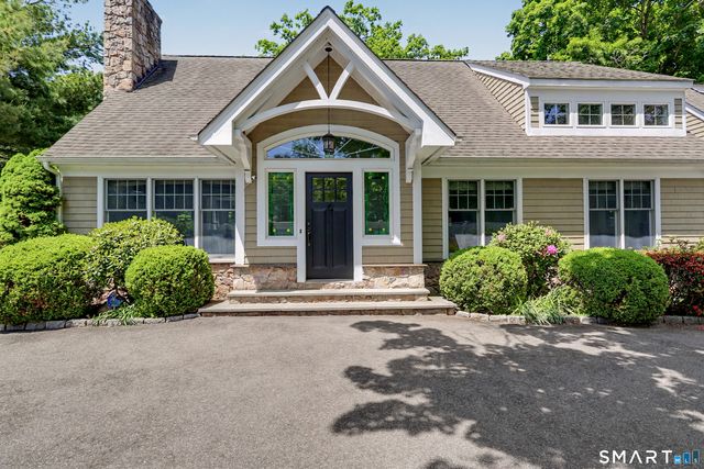 186 Compo Road South, Westport, CT 06880
