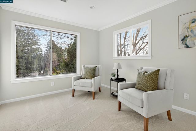 1956 Holly Dr, Concord, CA 94521