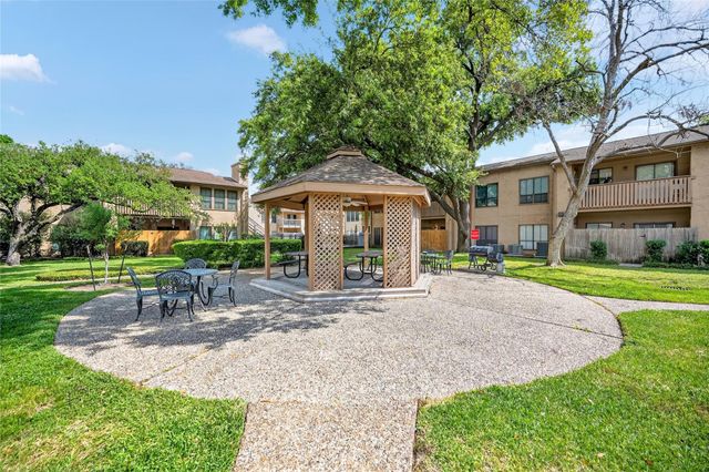 5000 Milwee Street 61, Houston, TX 77092