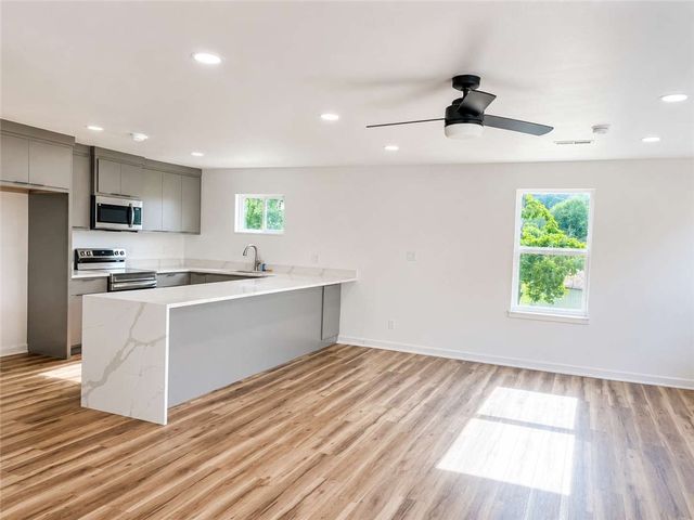 717 Wilson Street, Fayetteville, AR 72701