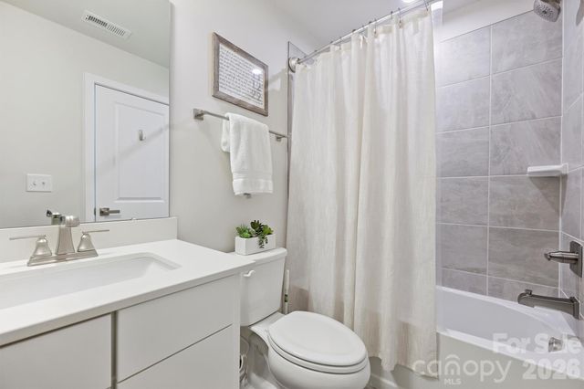 4750 Chastain Avenue, Charlotte, NC 28217