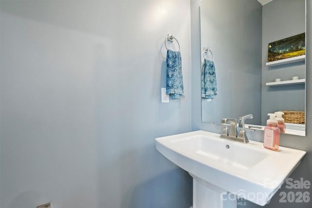 4750 Chastain Avenue, Charlotte, NC 28217