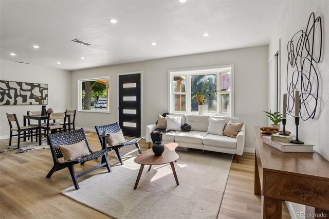 3273 S Elm Street, Denver, CO 80222