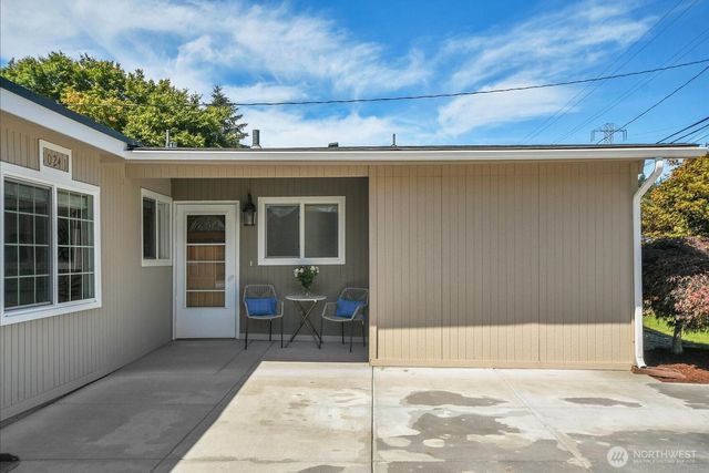 10241 SE 126 Avenue SE, Renton, WA 98056