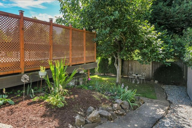 10241 SE 126 Avenue SE, Renton, WA 98056